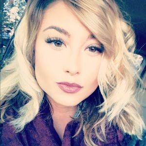 Meet your Posher, Natalie